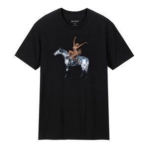 Pose 4 - Beyonce Act I Renaissance Collectible Box Set